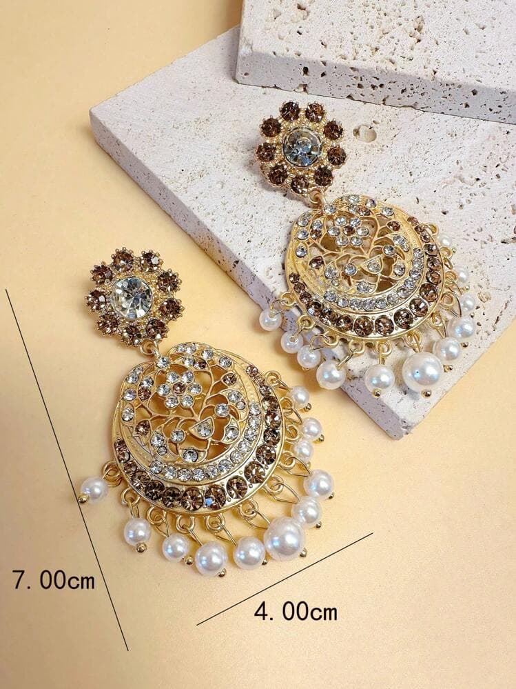Pearl and Rhinestone Round Stud Earrings detail photo 3 - Earrings at ShopKaar