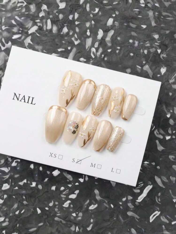 Apricot Coffin Press-On Nails with Cat Eye Flower - 10pcs detail photo 4 - Press-On Nails at ShopKaar