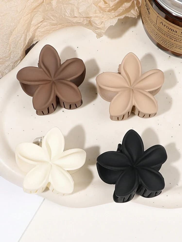 Daisy Flower Mini Hair Claw Clips - 4pcs detail photo 6 - Hair Clips at ShopKaar