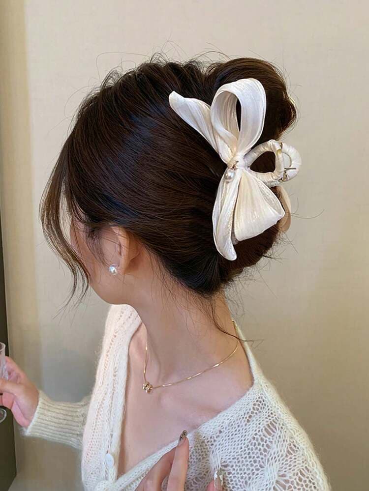 Ivory Faux Pearl Bow Hair Claw Clip detail photo 3 - Hair Clips at ShopKaar