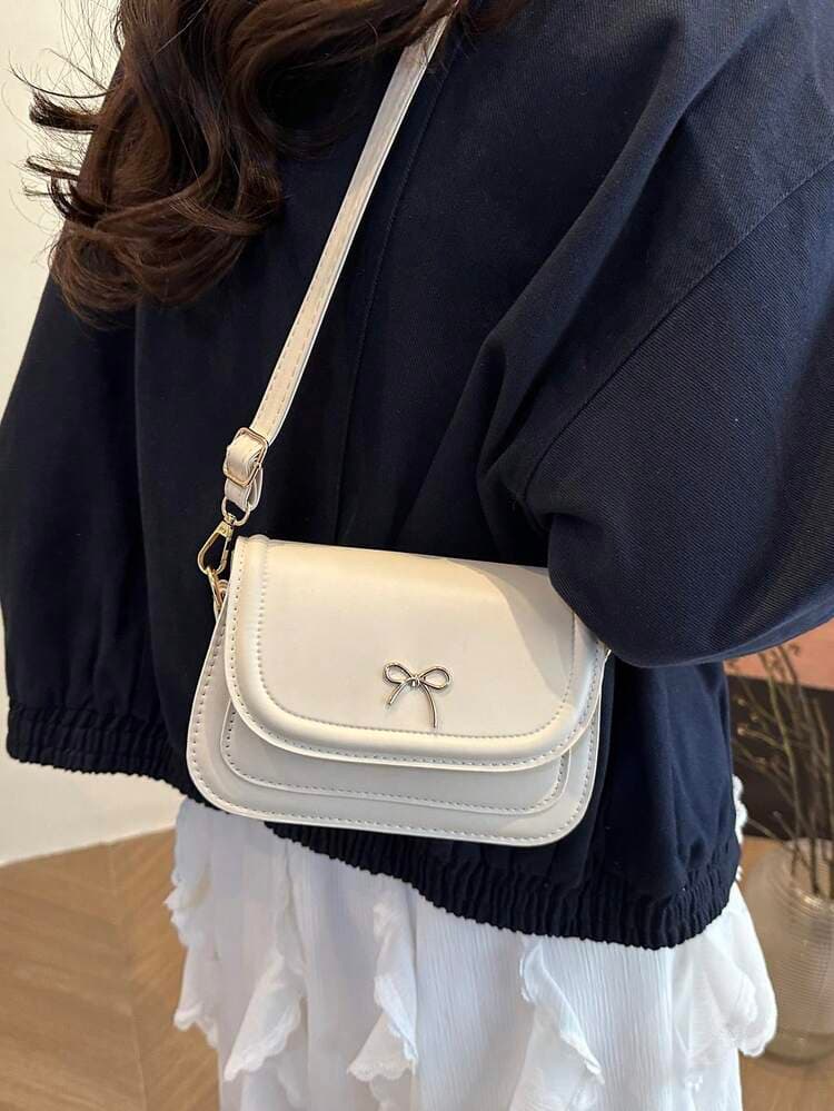 Cute Bow Mini Saddle Crossbody Bag detail photo 6 - Mini Bags at ShopKaar
