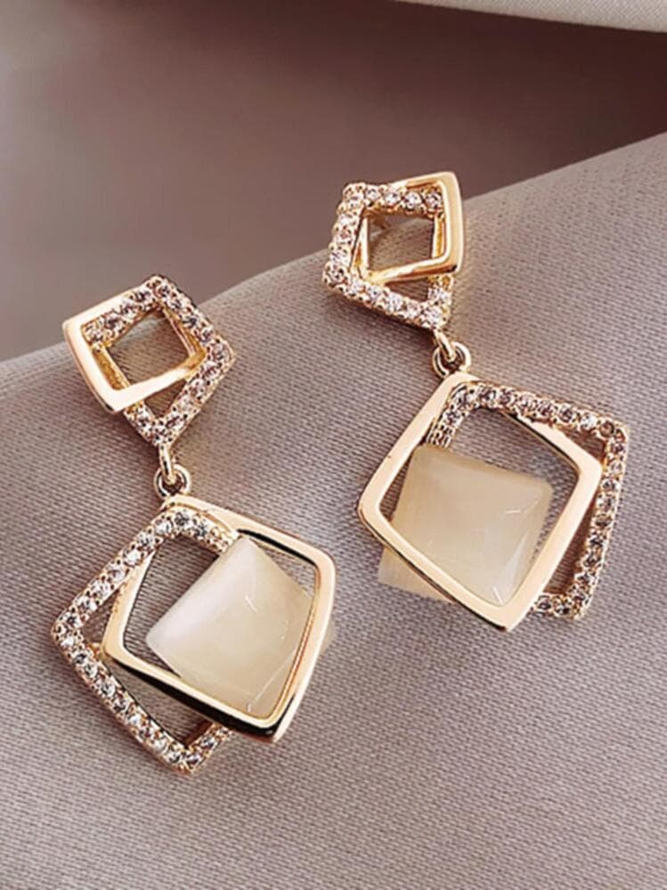 Geometric Design Dangle Earrings for Women detail photo 3 - Earrings at ShopKaar