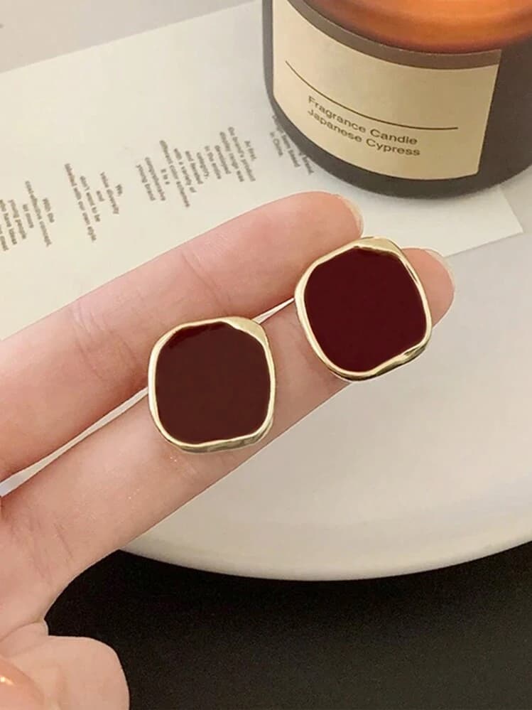 Vintage Burgundy Small Square Stud Earrings detail photo 3 - Earrings at ShopKaar