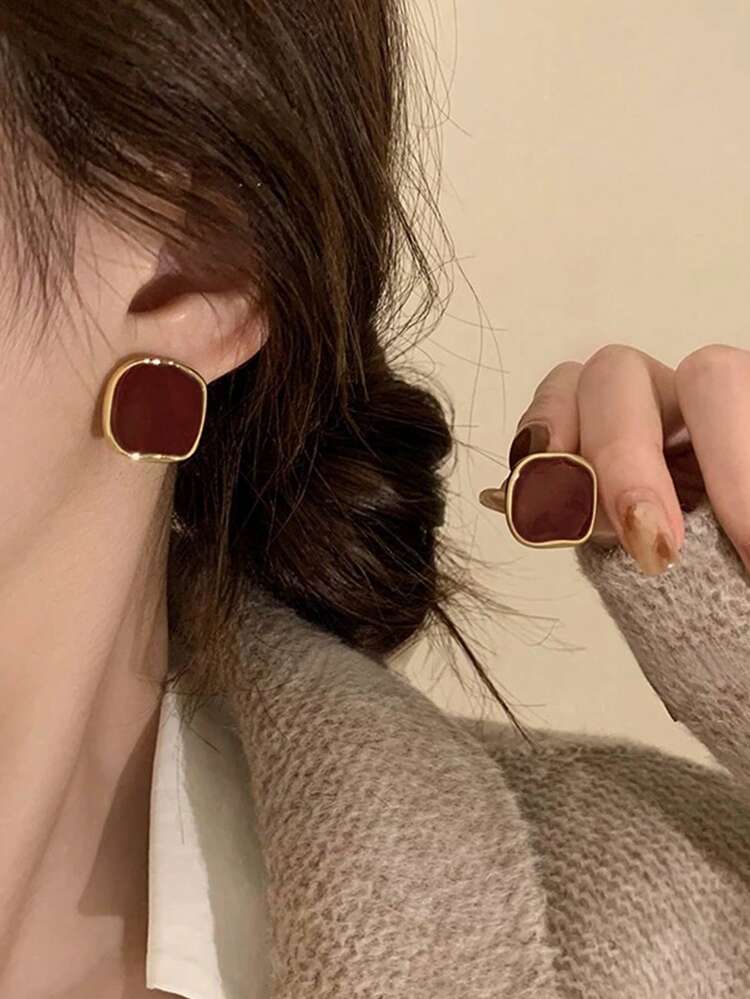 Vintage Burgundy Small Square Stud Earrings detail photo 7 - Earrings at ShopKaar