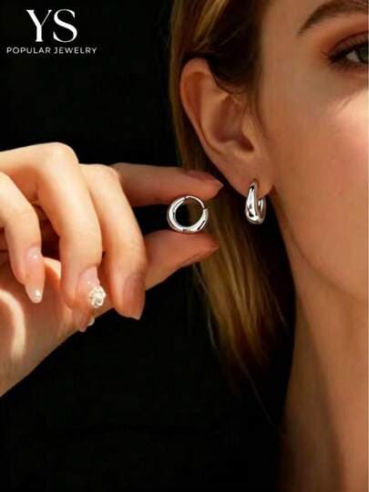 Copper Round Thick Hoop Earrings main product photo - Earrings at ShopKaar