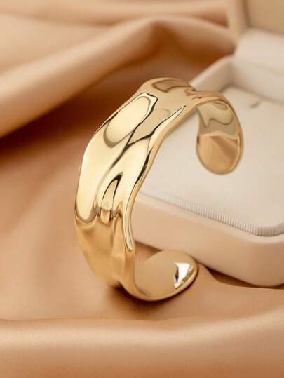 Asymmetrical Openwork Gold-Tone Bracelet main product photo - Bracelets at ShopKaar