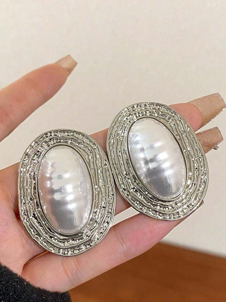 Asymmetrical Ruffle Pearl Drop Earrings detail photo 6 - Earrings at ShopKaar