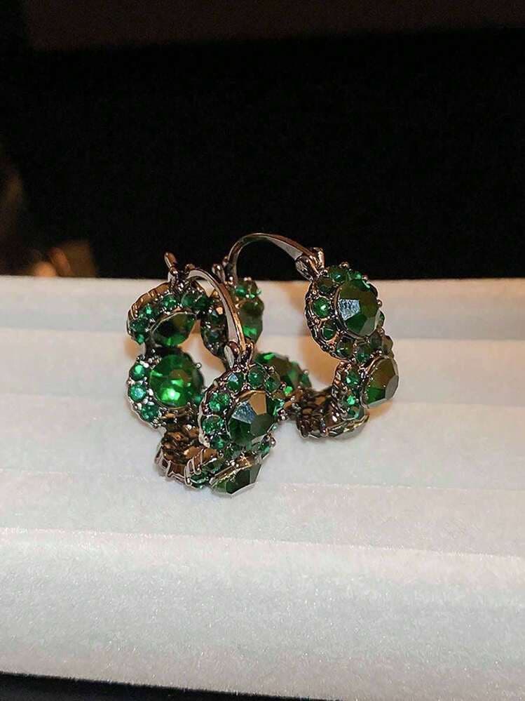 Green Rhinestone U-Shape Clip-On Earrings detail photo 3 - Earrings at ShopKaar