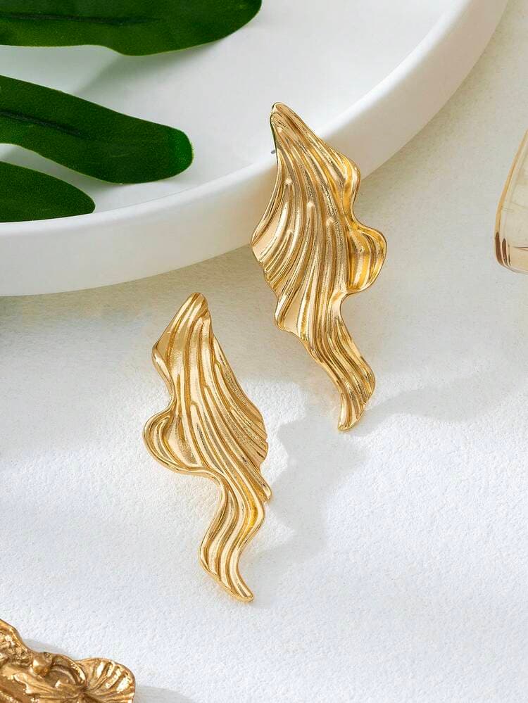 Minimalist Asymmetrical Stud Earrings - 2pcs detail photo 6 - Earrings at ShopKaar
