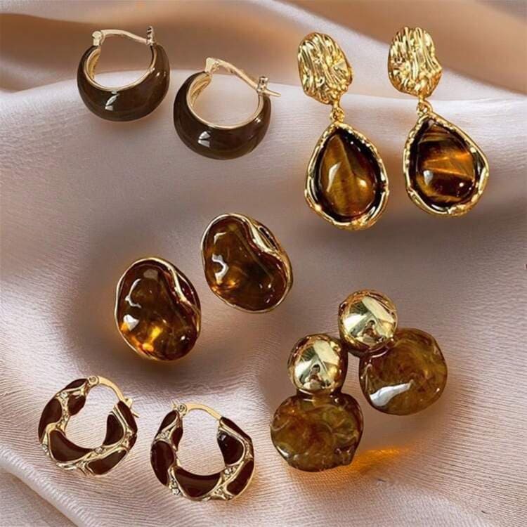 Brown Resin Tiger Eye Stud Earrings - 2pcs detail photo 5 - Earrings at ShopKaar