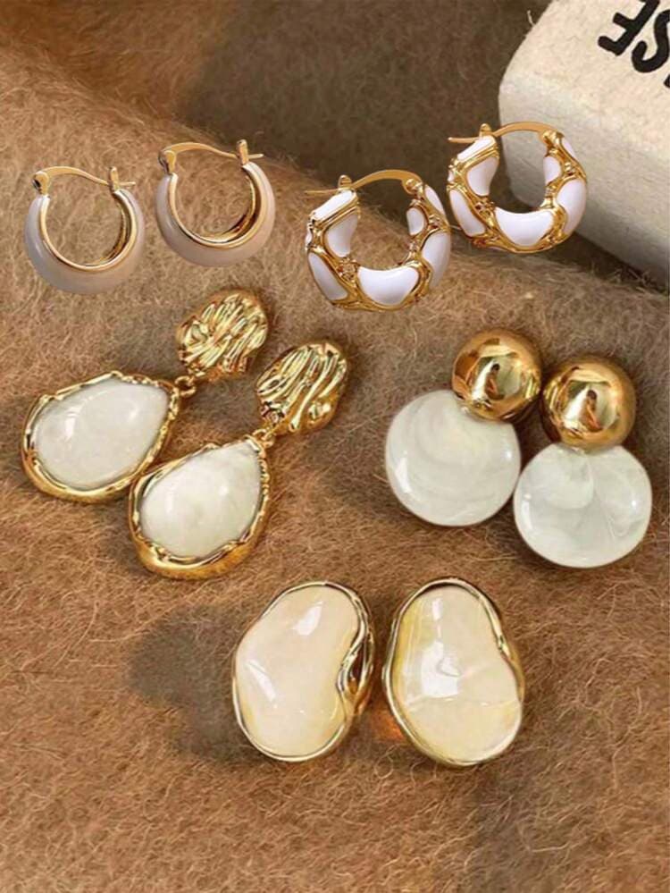 Brown Resin Tiger Eye Stud Earrings - 2pcs detail photo 6 - Earrings at ShopKaar