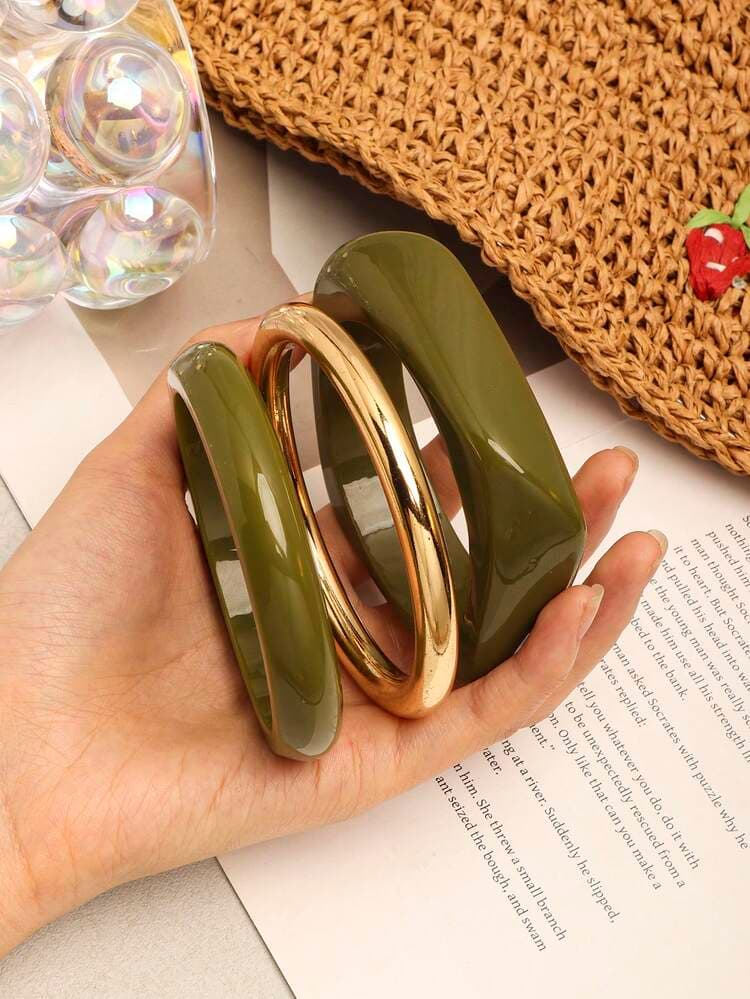 Green Acrylic & Gold Bead Bracelet Set - 3pcs detail photo 3 - Bracelets at ShopKaar