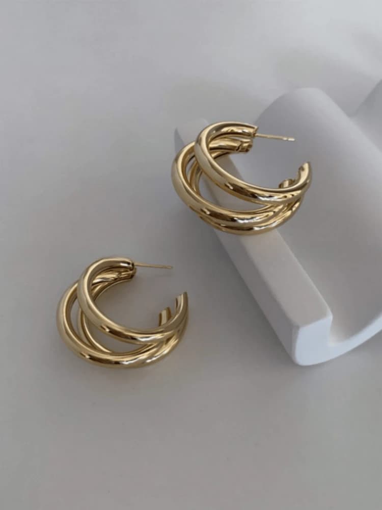 Gold Metal Thick Tube Hoop Earrings detail photo 3 - Earrings at ShopKaar