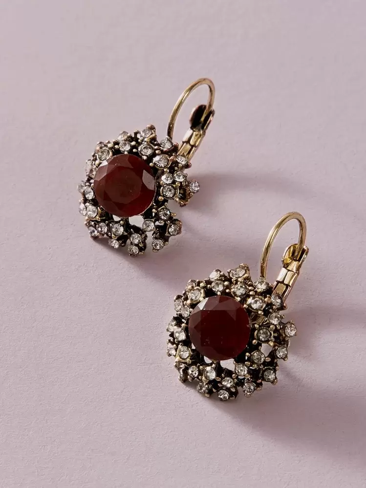 Rhinestone Decor Stud Earrings detail photo 3 - Earrings at ShopKaar