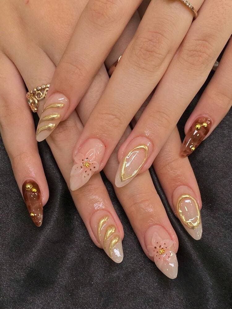 Leopard Gold Foil French Almond Press-On Nails - 24pcs detail photo 7 - Press-On Nails at ShopKaar