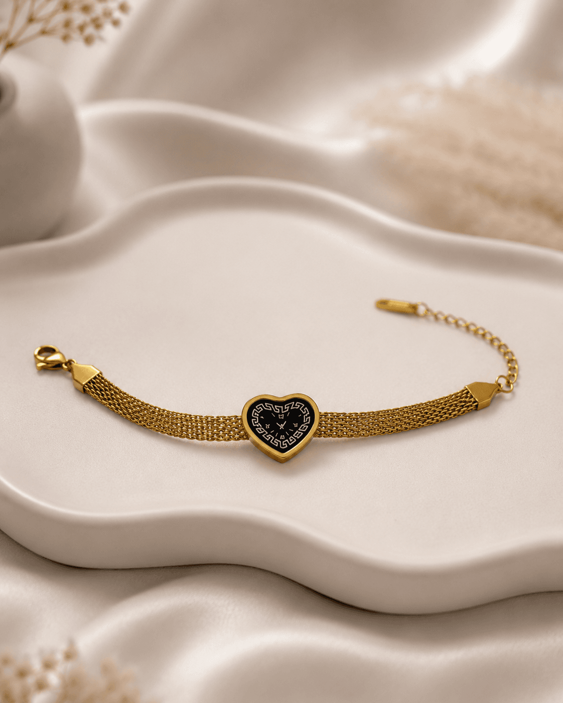 Gold Heart Dial Bracelet with Mesh Strap detail photo 2 - Bracelets at ShopKaar