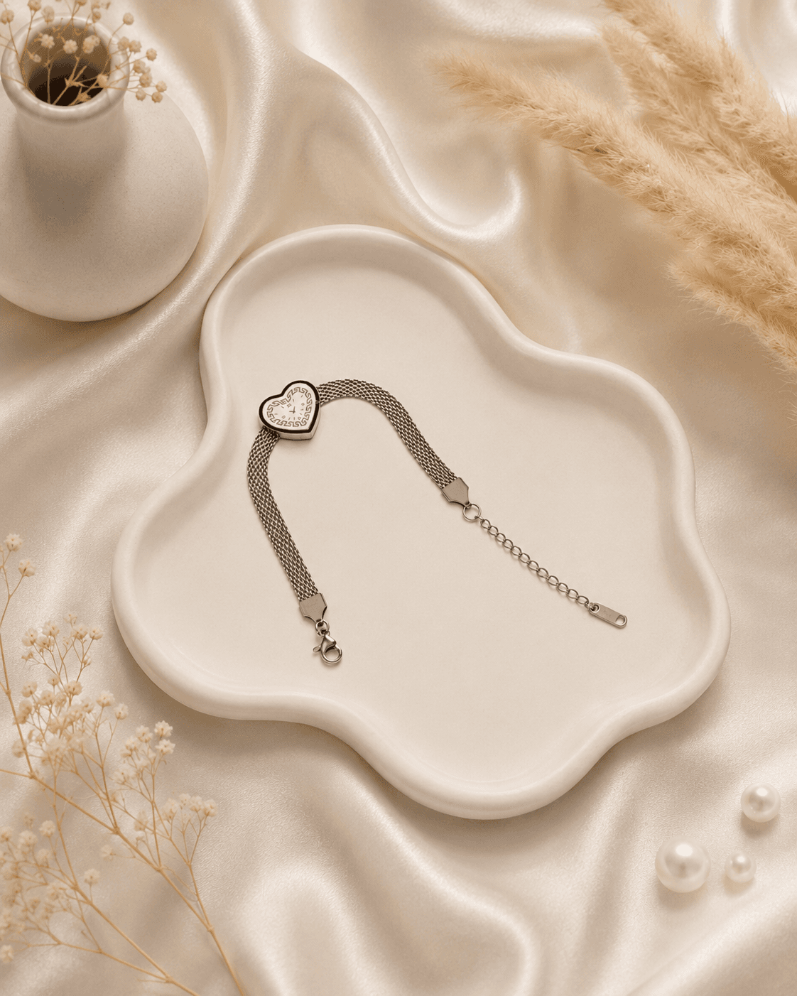 Silver Heart Dial Bracelet with Mesh Strap detail photo 5 - Bracelets at ShopKaar