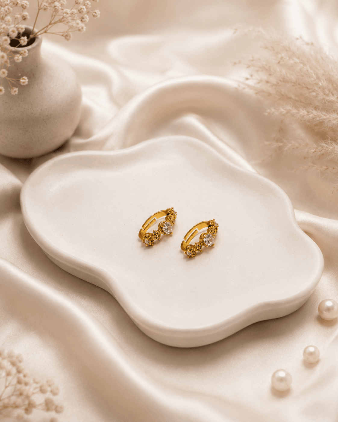 Gold Stackable Zircon Ring Set - 2pcs detail photo 4 - Rings at ShopKaar