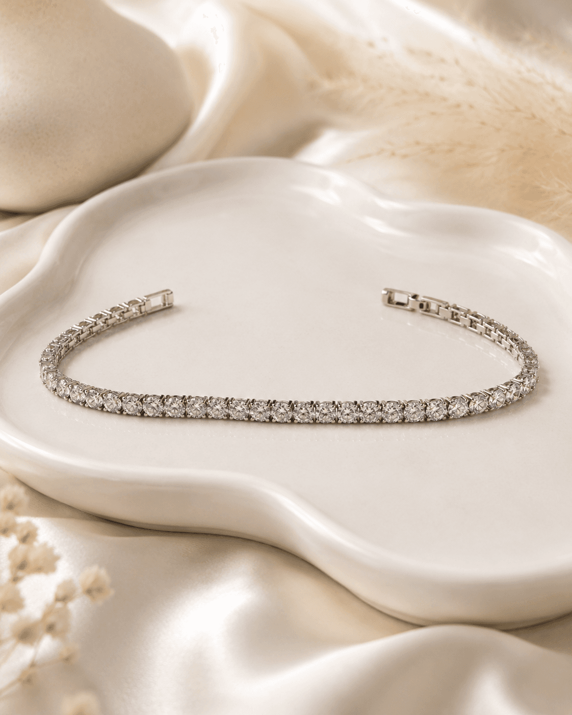 Silver Zircon Tennis Bracelet for Women detail photo 2 - Bracelets at ShopKaar