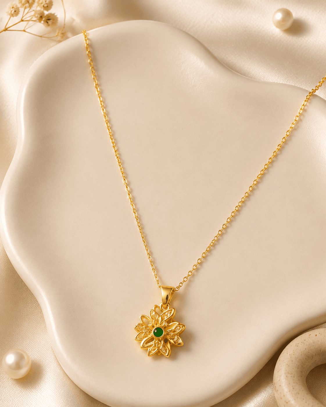 Gold-Tone Green Floral Pendant Necklace detail photo 4 - Necklaces at ShopKaar