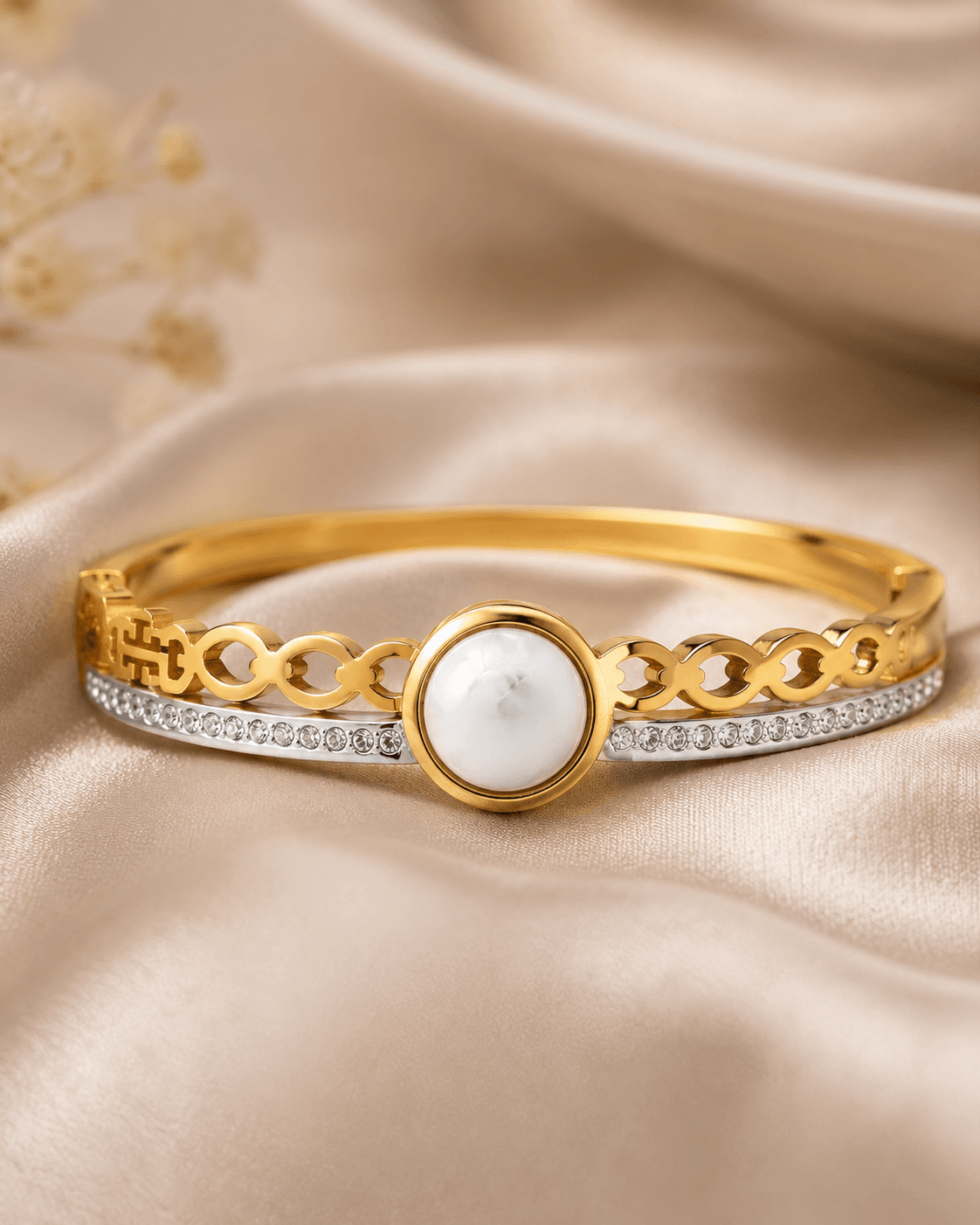 Gold-Tone White Disc Clear-Accent Bangle detail photo 4 - Bracelets at ShopKaar