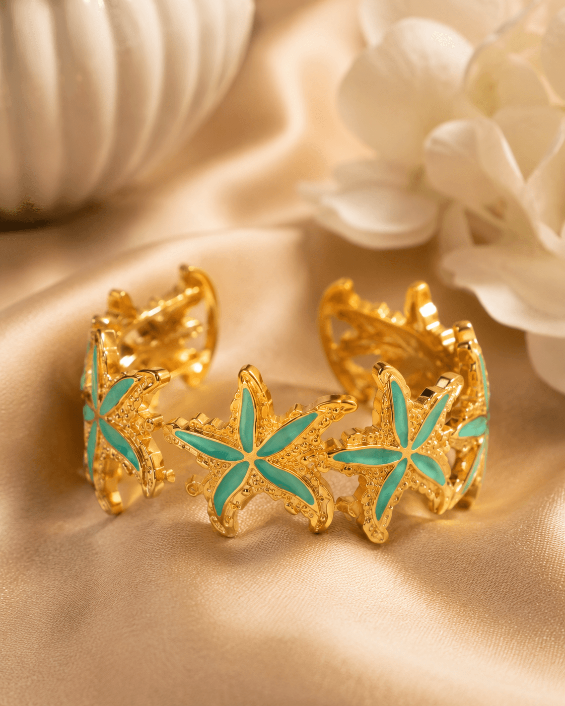 Gold-Tone Turquoise Starfish Cuff Bracelet detail photo 4 - Bracelets at ShopKaar