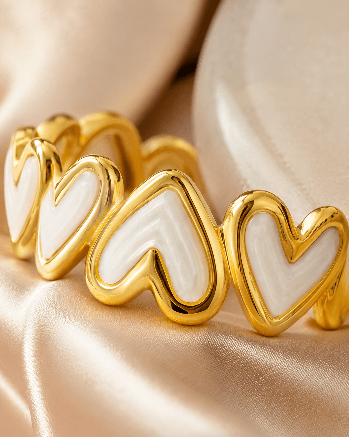 Gold-Tone White Heart Panel Bracelet detail photo 5 - Bracelets at ShopKaar