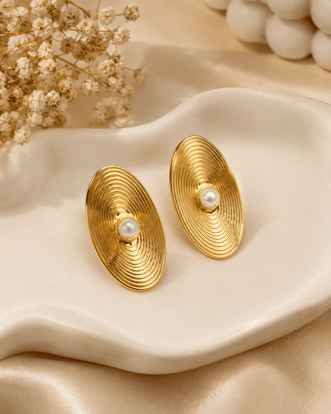 Gold-Tone Rippled Oval Pearl-Look Stud Earrings detail photo 5 at ShopKaar