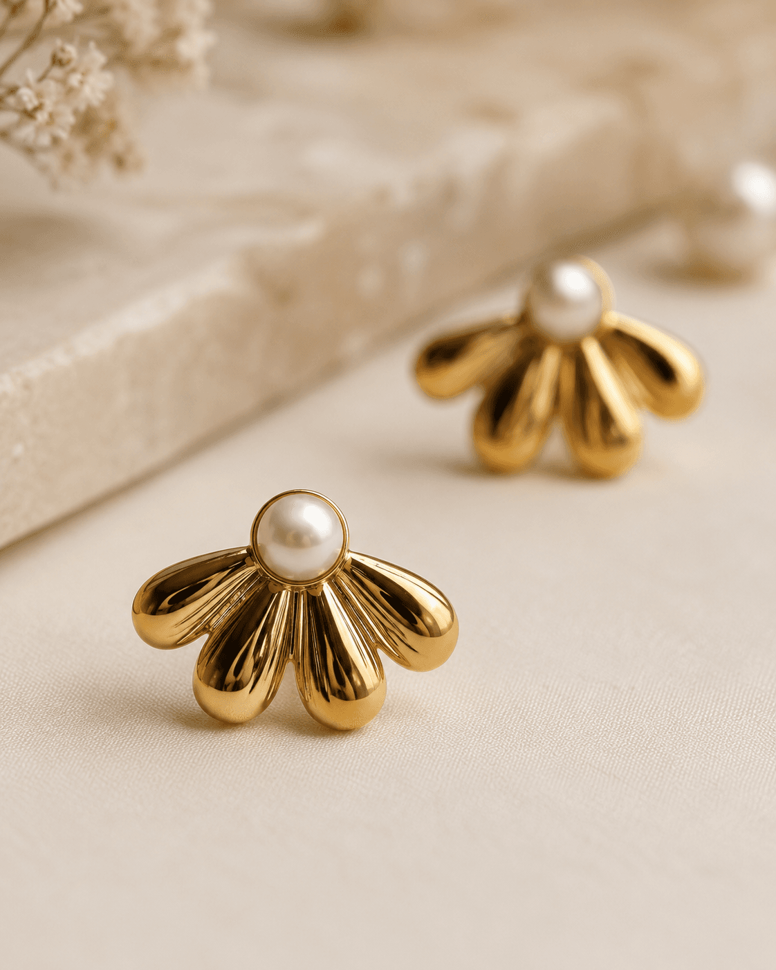 Gold-Tone Scallop Shell Pearl-Look Stud Earrings detail photo 6 at ShopKaar