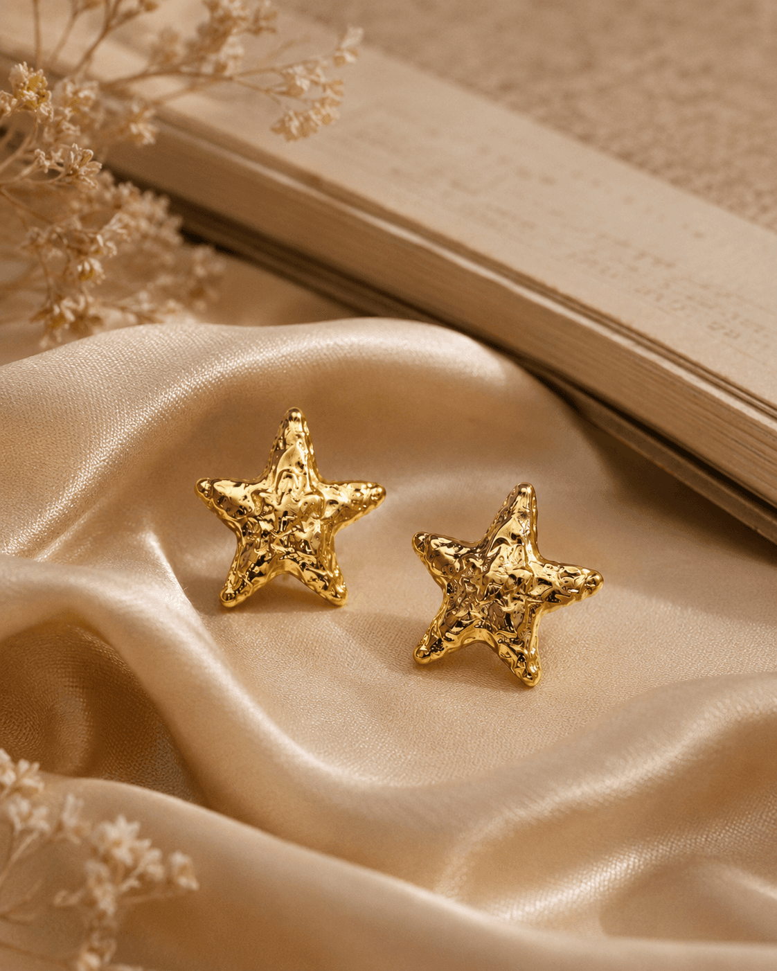 Gold-Tone Hammered Star Stud Earrings detail photo 5 at ShopKaar