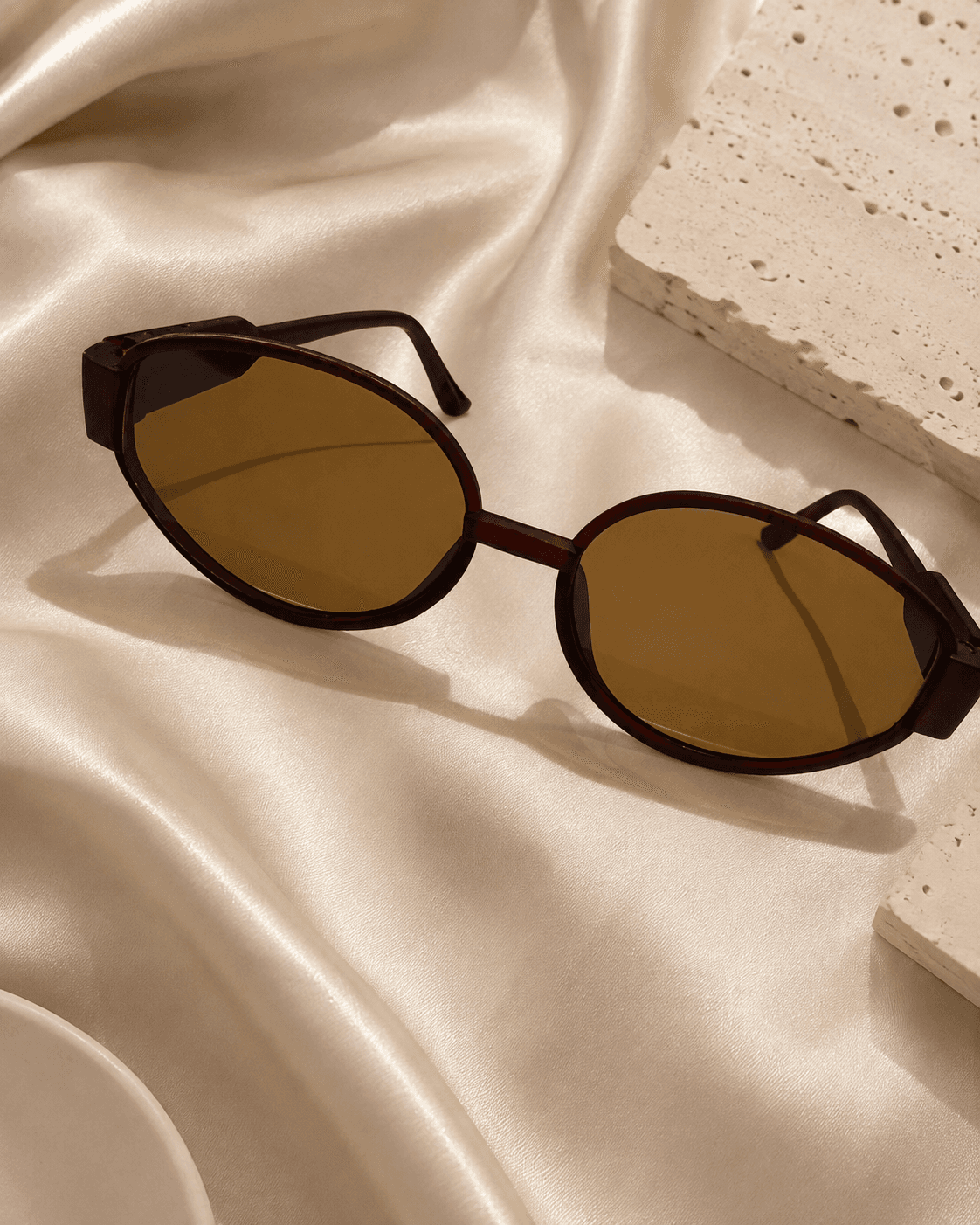 Tortoiseshell Geometric Amber-Lens Sunglasses detail photo 4 at ShopKaar