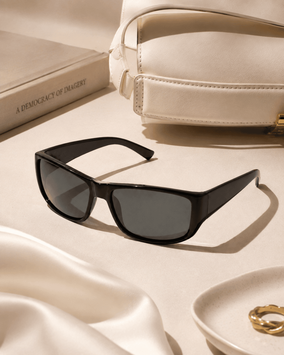 Black Rectangular Smoke-Lens Fashion Sunglasses detail photo 6 at ShopKaar