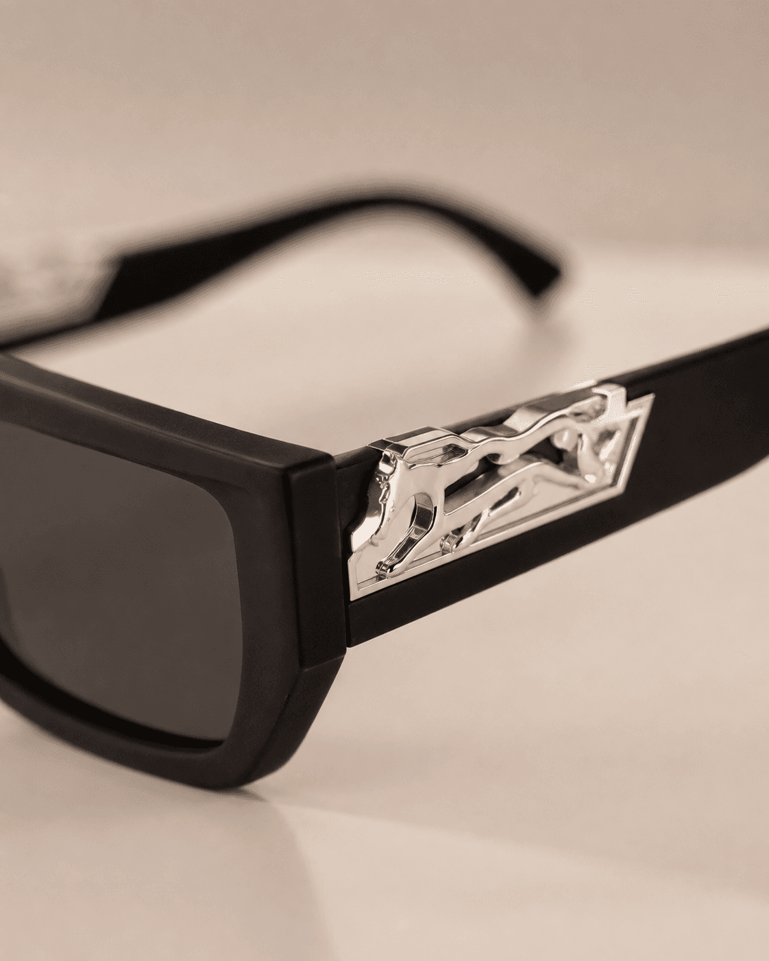 Black Narrow Rectangle Silver Geometric-Temple Sunglasses detail photo 5 at ShopKaar